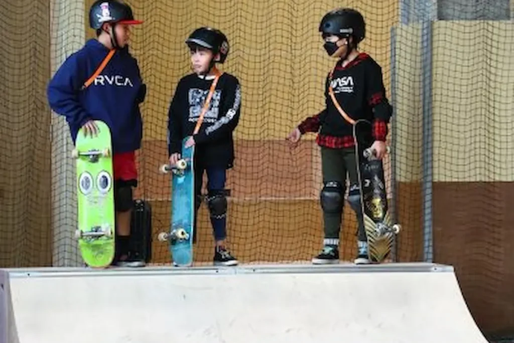 子供から大人まで、気軽に楽しく続けられるスケートボードスクール／Chees Skateboard School